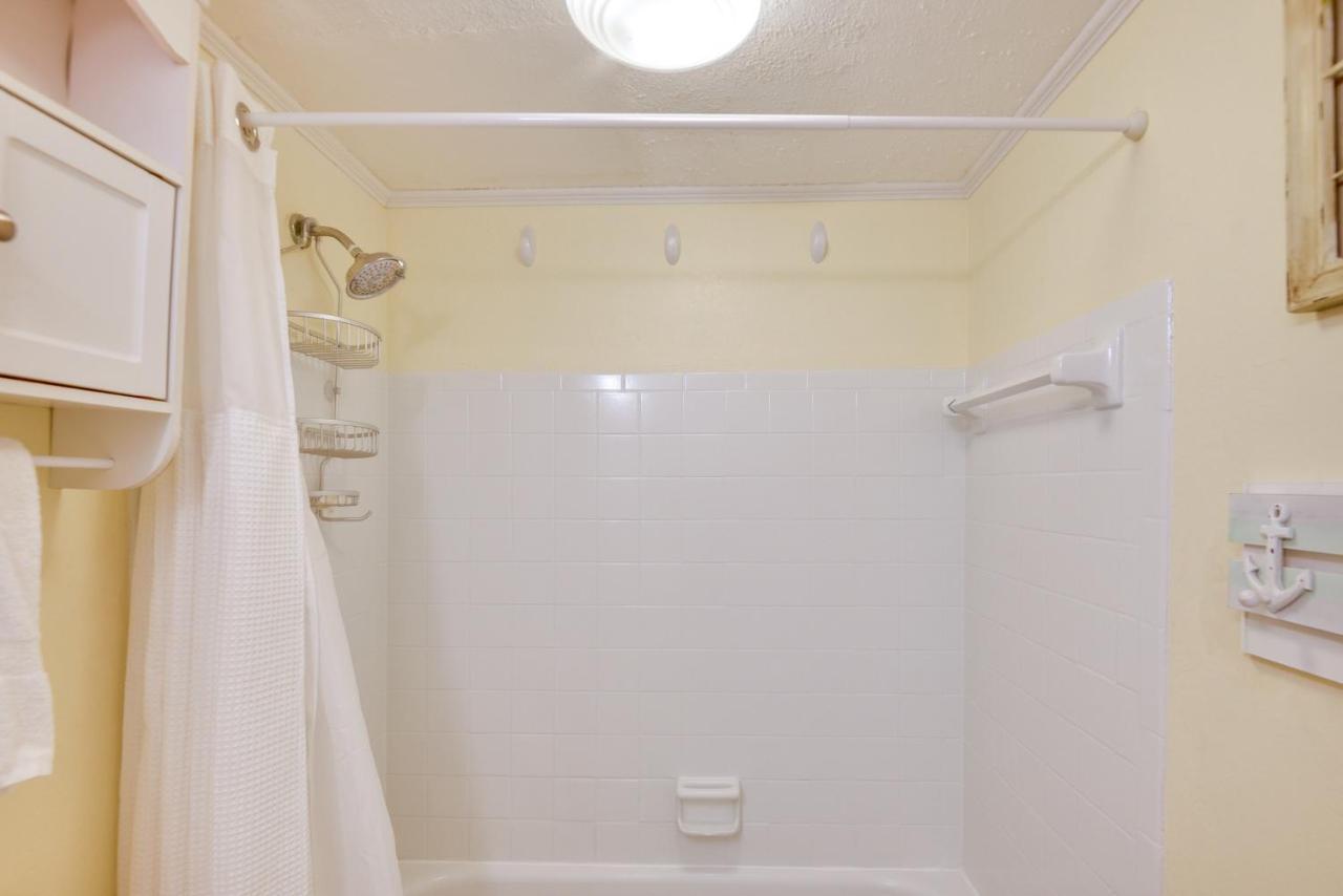 Daytona Beach Studio With Private Lanai 1 Mi To Pier Exterior photo